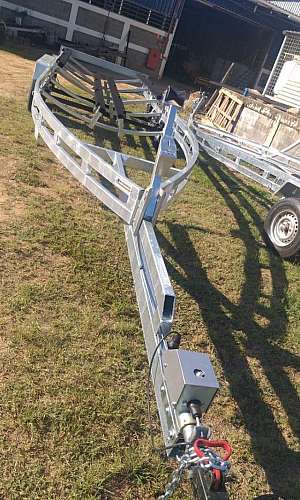 carreta para lancha 26 pés carreta para lancha 26 pés