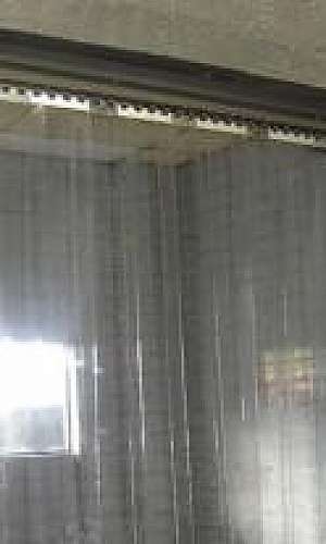 Cortinas para fechamento em tiras Cortinas para fechamento em tiras