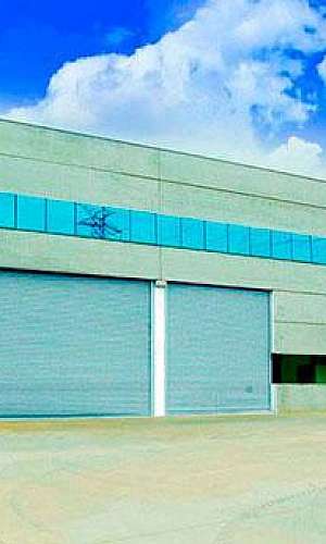 Porta de aço para galpão Porta de aço para galpão